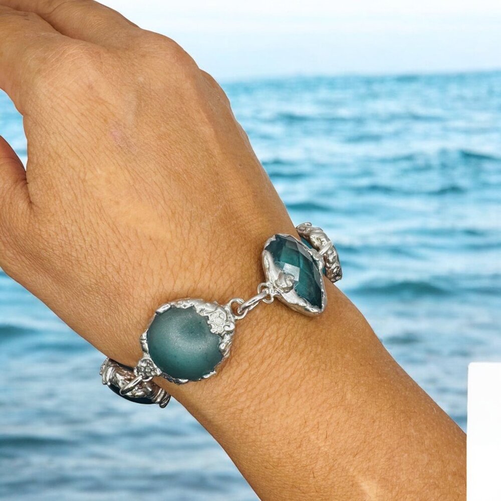Artisan Crafted Sea Glass Cabochons Bracelet & Faceted Crystal Accent 9.5" - Picture 11 of 12